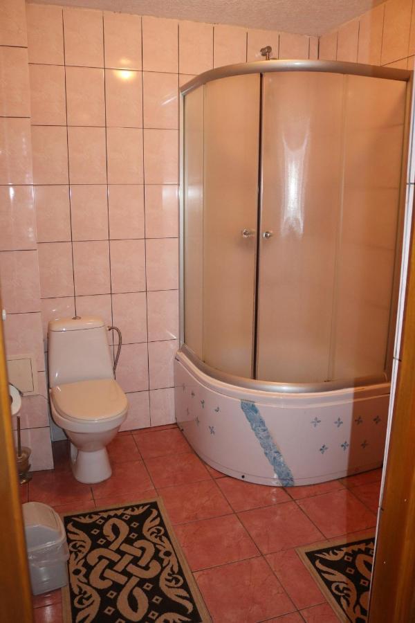Готель ***Феєрія Tyachiv Buitenkant foto